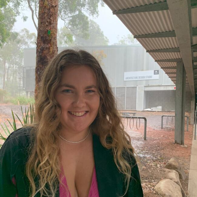 Babysitter in Brisbane: Eva
