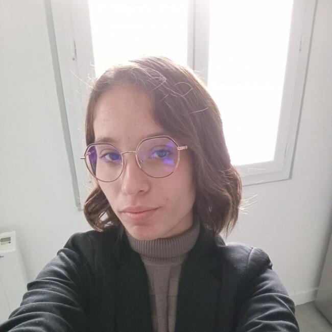 Babysitting job in Évreux: Marine