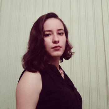 Babysitter in San Antonio del Prado: Alexandra