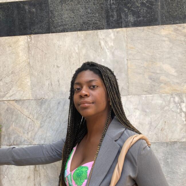 Babysitter in Florence: Denise