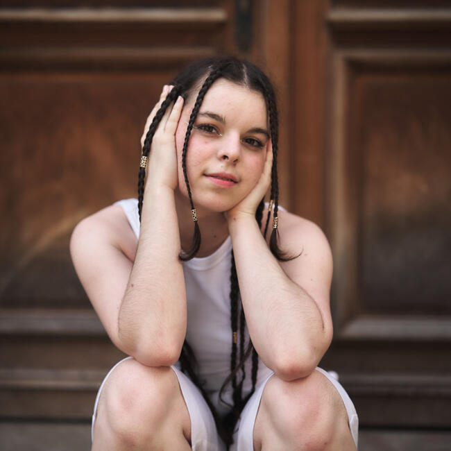 Babysitter in Bersillies-l'Abbaye: Lauryn