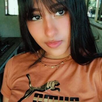 Babysitter Panama City: Rebeca Shalon