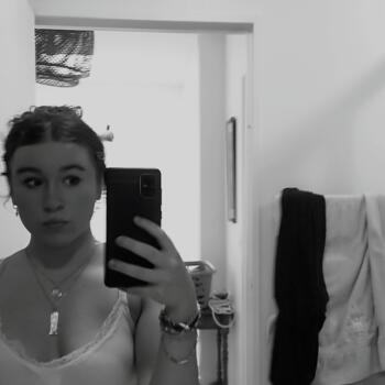 Baby-sitter in Courbevoie: Laura