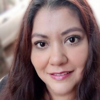 Babysitter in Mexico City: Laura