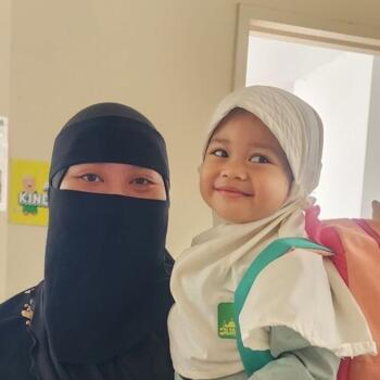 Babysitting job in Singapore: babysitting job Adriana