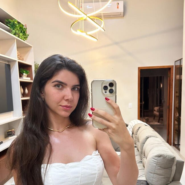 Babysitting job in Brasília: Paula