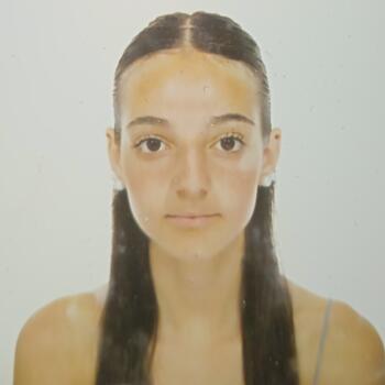 Canguro en Móstoles: Ariadna