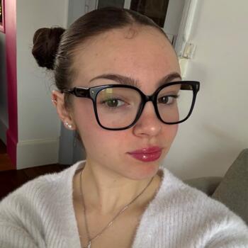 Babysitter in Bruyères-sur-Oise: Jade