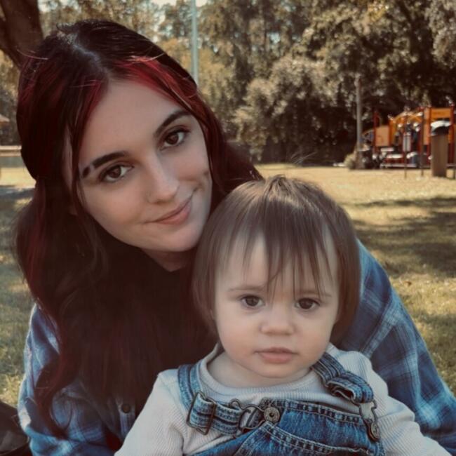 Babysitter in Holiday: Madesen