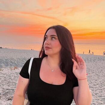 Babysitter in Clervaux, chef-lieu de canton.: Assia