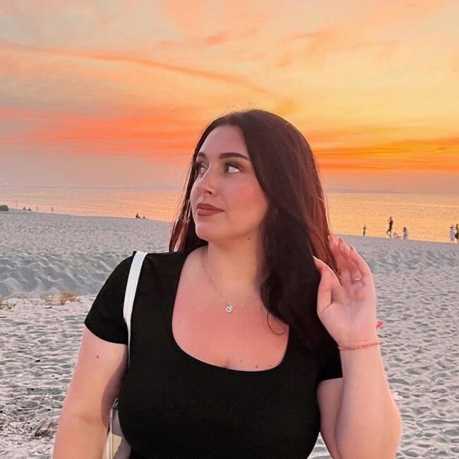 Babysitter in Clervaux, chef-lieu de canton.: Assia