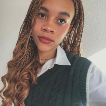 Babysitter in Toulouse: Miyo Marielle