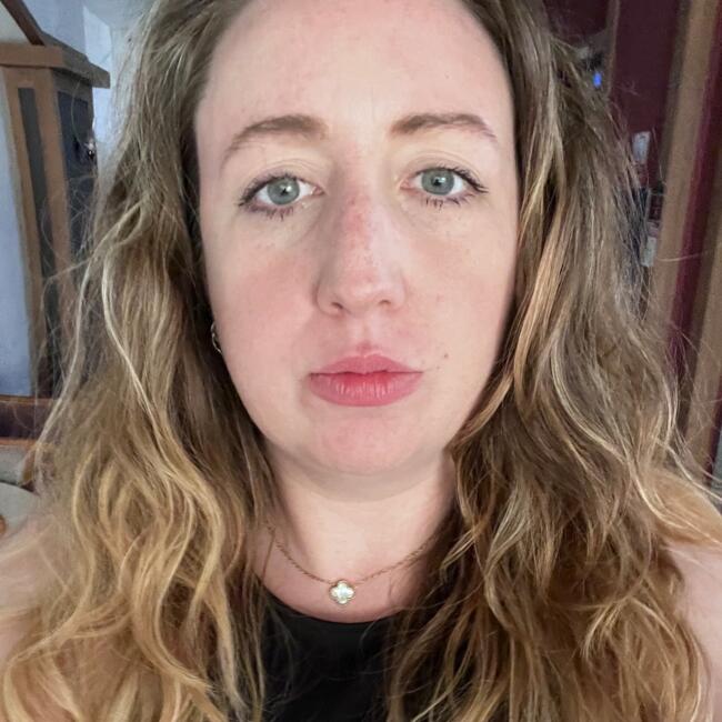 Babysitter in London: Sophie