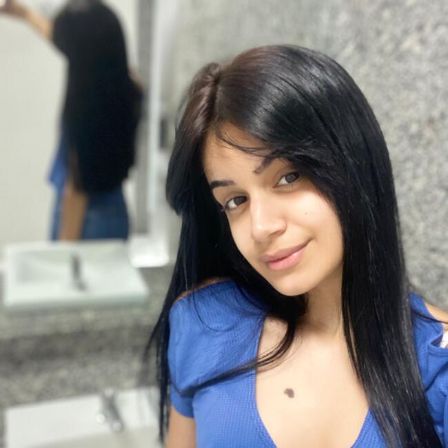 Babá em Barra do Garças: Adrielly