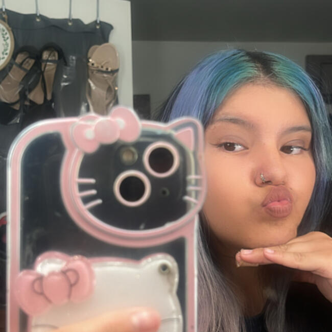 Babysitter in Adelanto: Julissa