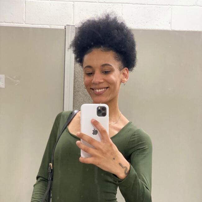 Babysitter in Porto Alegre: Yasmin