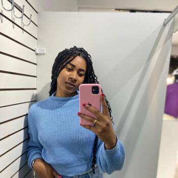 Babysitter Santos: Hellen