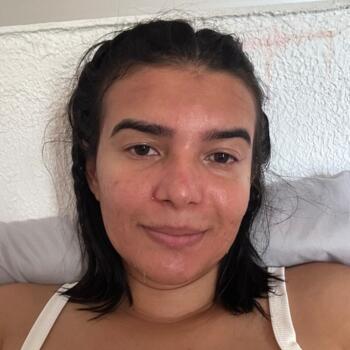 Babysitter Uberaba: Camila