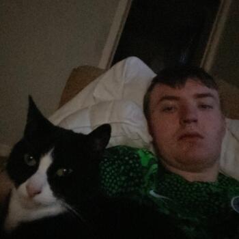 Babysitter in Clydebank: Aaron
