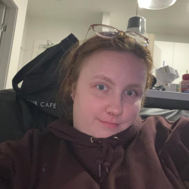 Babysitting job in Langley: Tiesha