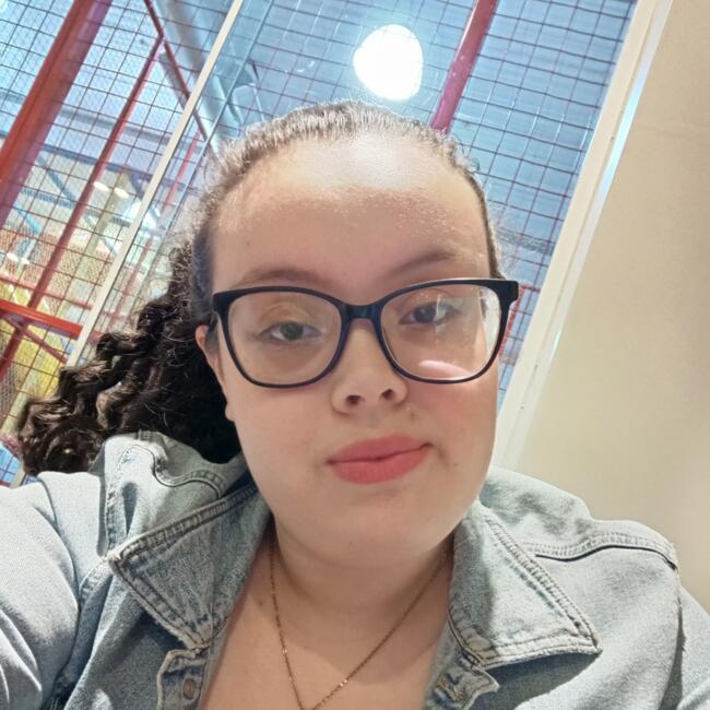 Niñera en San Lorenzo: Mirna