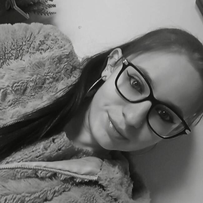 Babysitter in Sárospatak: Viktória