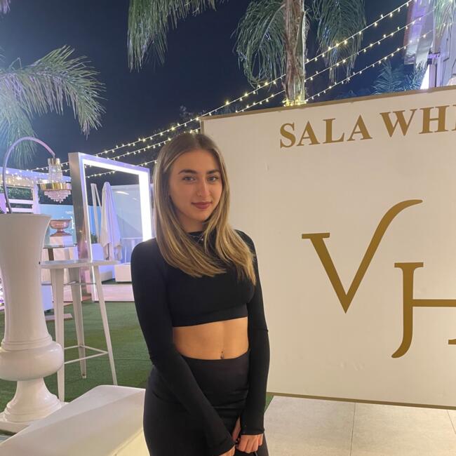 Babysitter a Napoli: Chiara