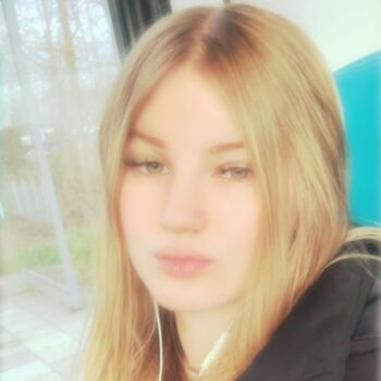 Babysitter in Oude Pekela: Mireille