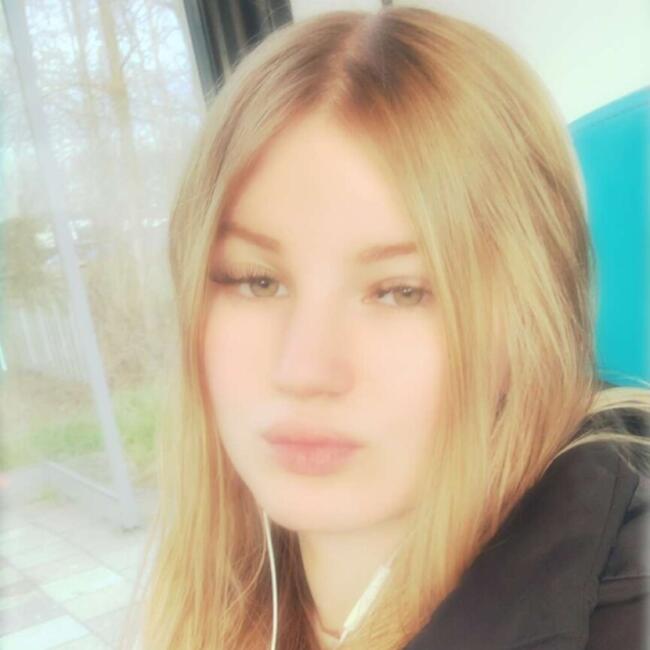 Babysitter in Oude Pekela: Mireille