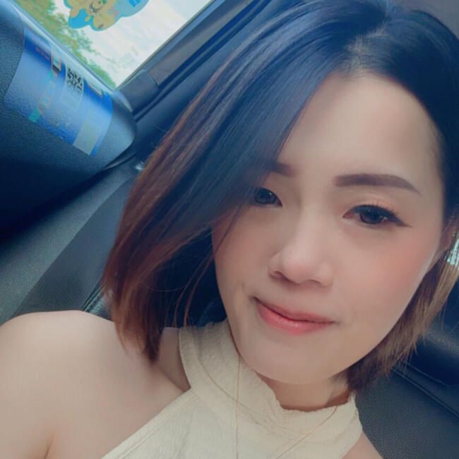 Babysitter in Singapore Island: JIA