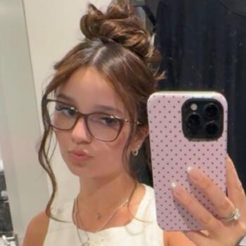 Babysitter Adelaide: Olivia