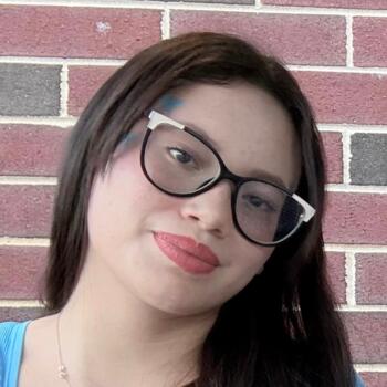 Babysitter in Woodbridge (Virginia): Milena