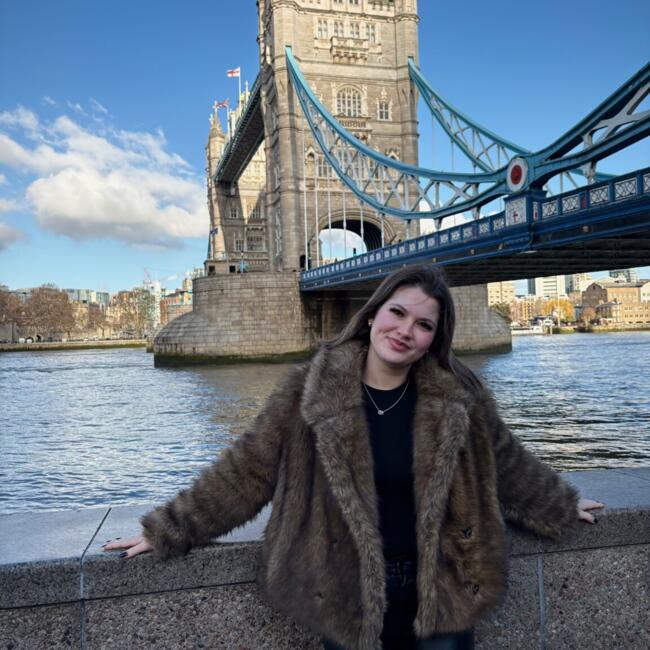 Babysitter in Budapest: Lili