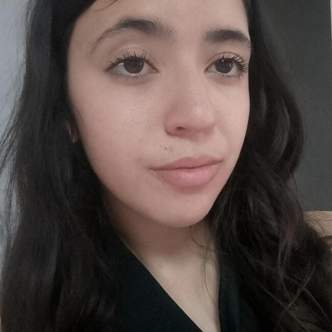 Canguro en Coria del Río: Marta