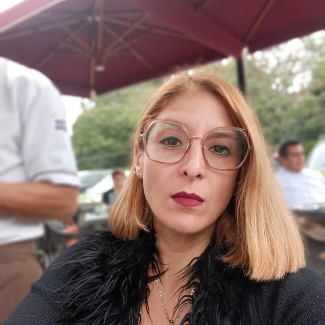 Niñera en San Isidro: Fiorela