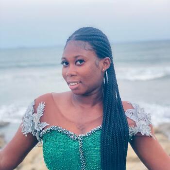 Babysitter in Kwabeng: Deborah