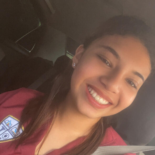 Babysitter in Jucuarán: Yesis