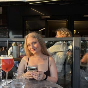 Babysitter in Plaisir: Maëva