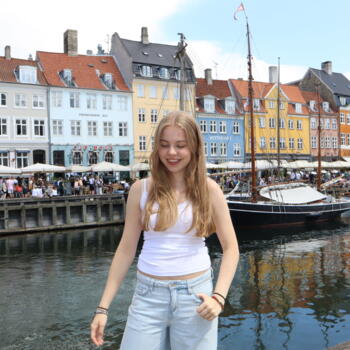 Babysitter in Strassen: Anna
