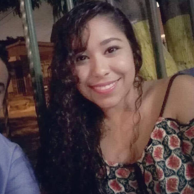 Trabajo para niñera en Barranquilla: Karoline