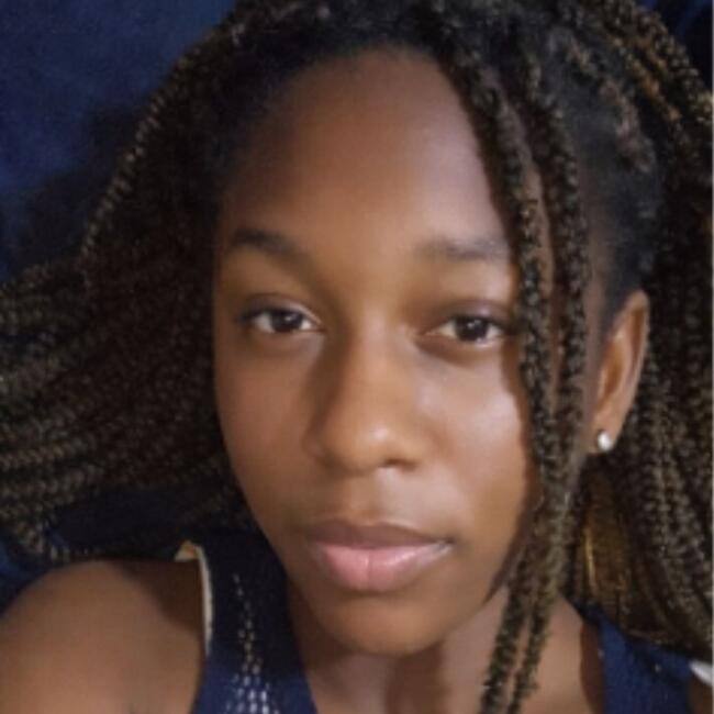 Babysitter in Lagos: Victoria