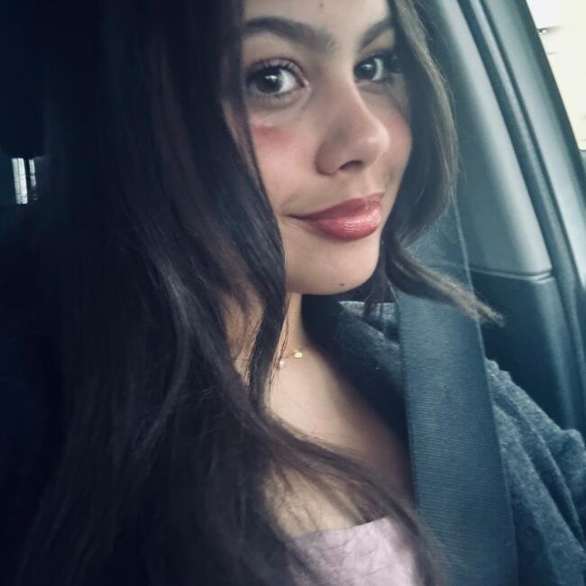 Babysitter em Santiago do Cacém: Ana