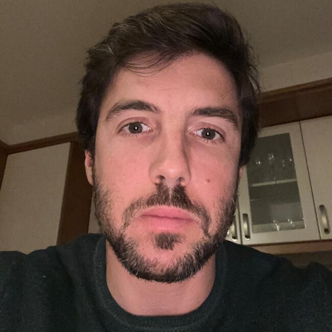 Trabalho de babysitting em Oeiras: Pedro