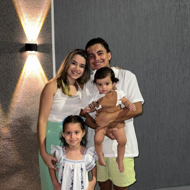 Babysitting job in Gurupi: Laura