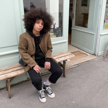 Baby-sitter in Saint-Ouen: Daphne