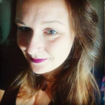 Agência de babá em Novo Hamburgo: Luana