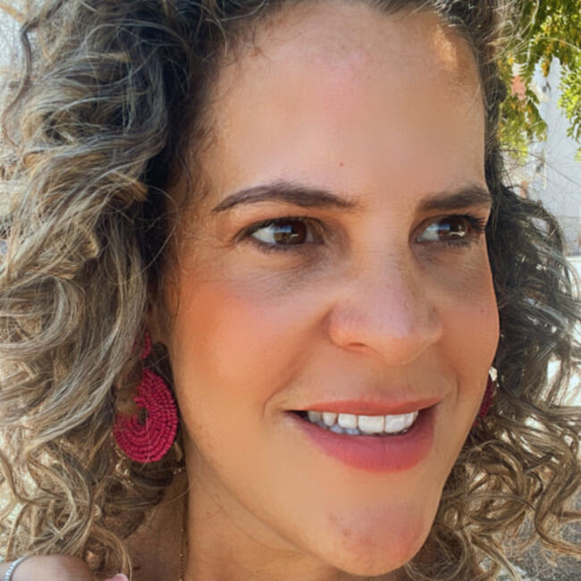 Babysitter in Santarém: Rejane Silva