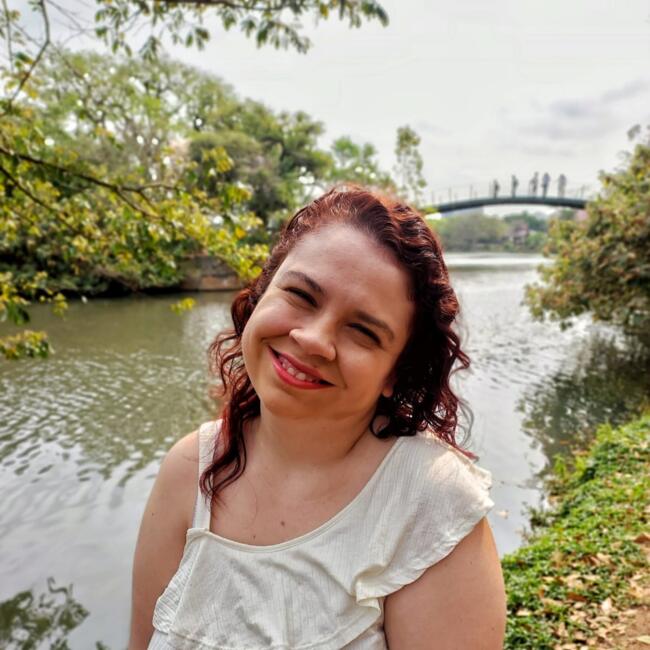 Babysitter in Jandira: Larissa