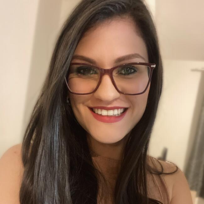 Babá em Curitiba: Heloísa