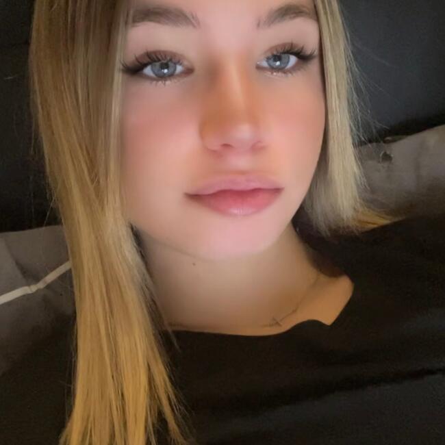 Babysitter in Digne-les-Bains: Celia